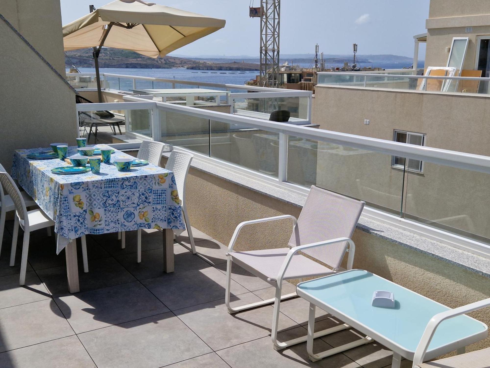 Sea View New Penthouse Terrace & Garage Parking Apartment St. Paul's Bay Exterior photo