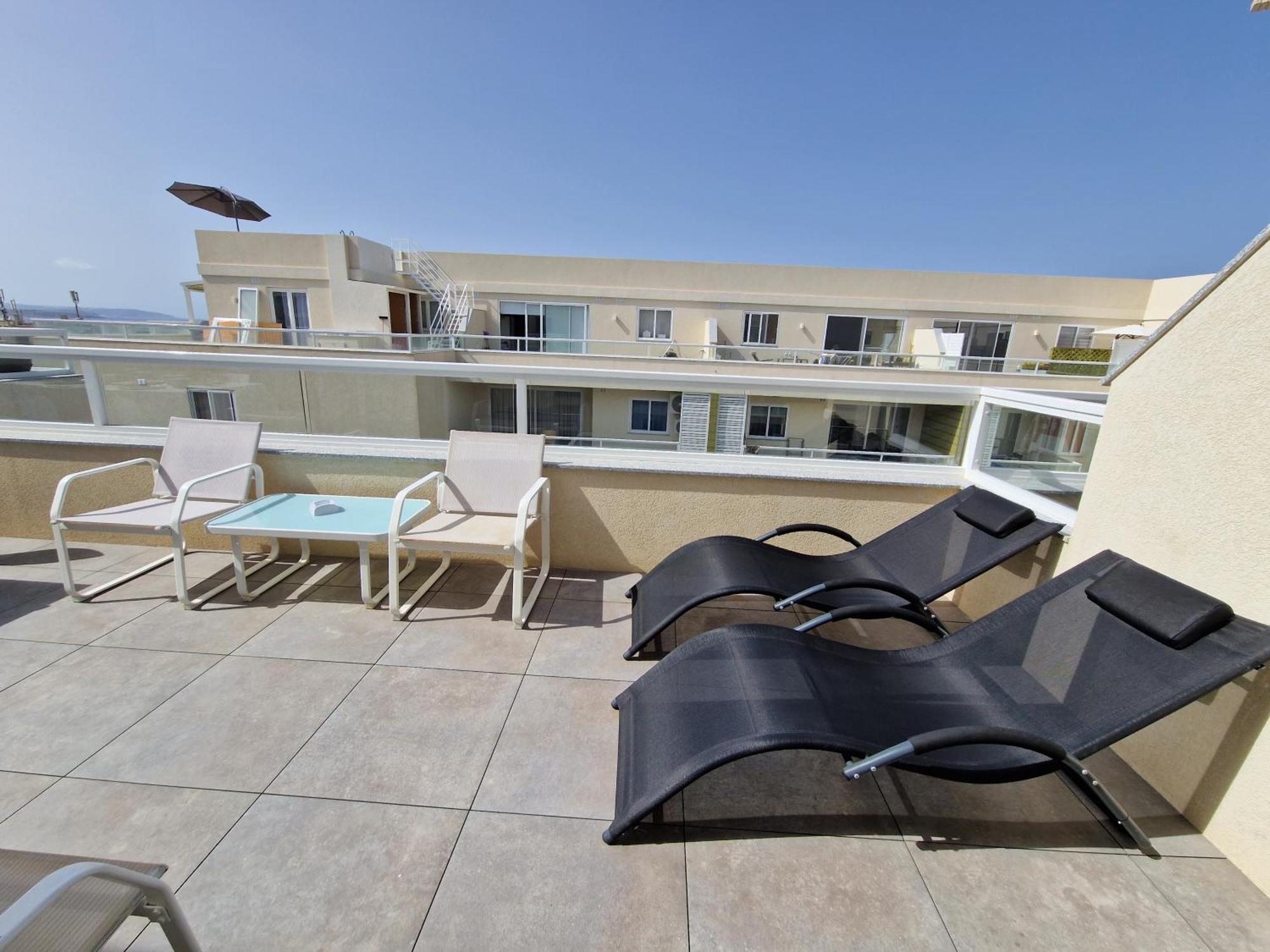 Sea View New Penthouse Terrace & Garage Parking Apartment St. Paul's Bay Exterior photo