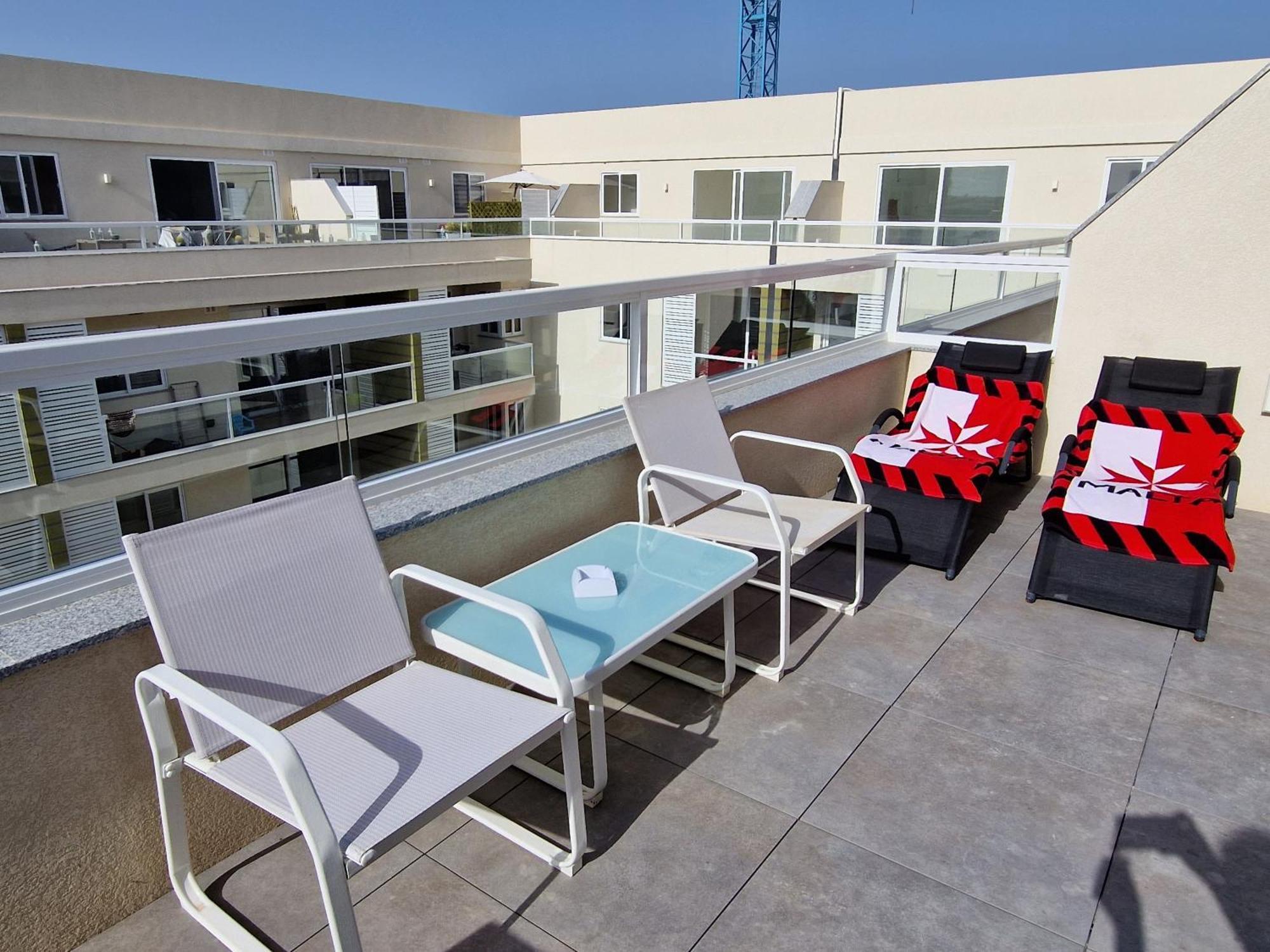 Sea View New Penthouse Terrace & Garage Parking Apartment St. Paul's Bay Exterior photo